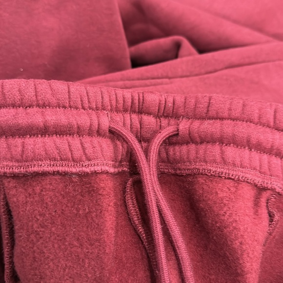 HELFRICH COLLECTIVE CORP CAPSULE FLARE SWEATS - Picture 6 of 7